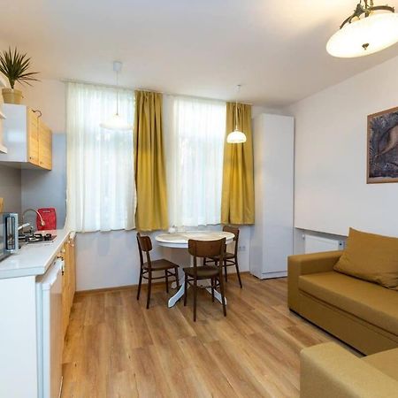 Wehost Liberty Square Apartments Tbilisi ภายนอก รูปภาพ