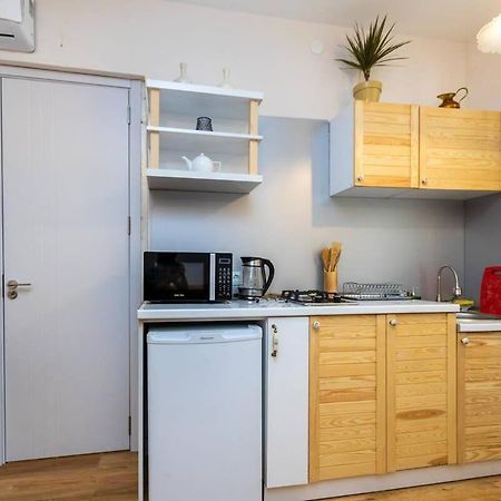 Wehost Liberty Square Apartments Tbilisi ภายนอก รูปภาพ