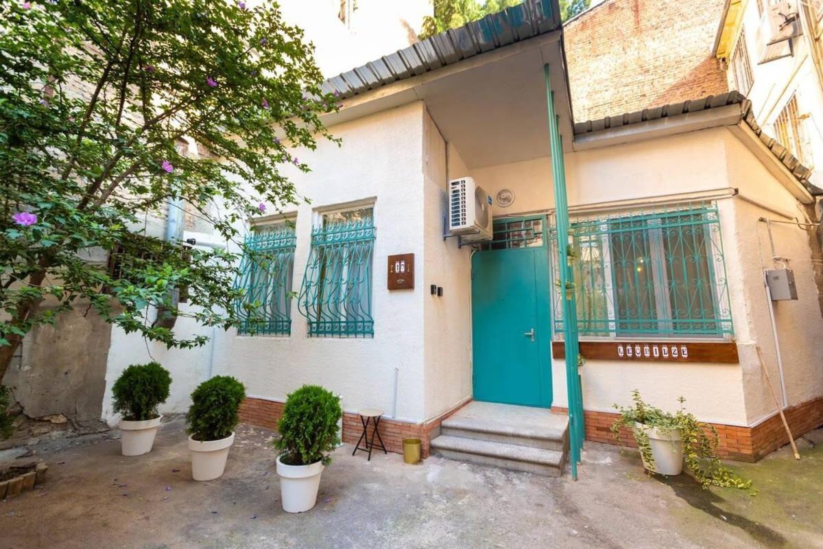 Wehost Liberty Square Apartments Tbilisi ภายนอก รูปภาพ